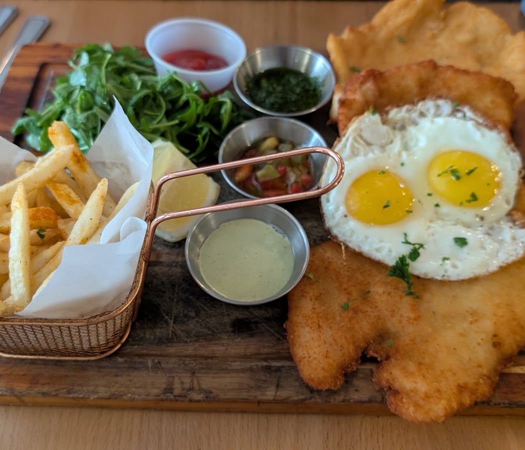 Brava Garden Eatery