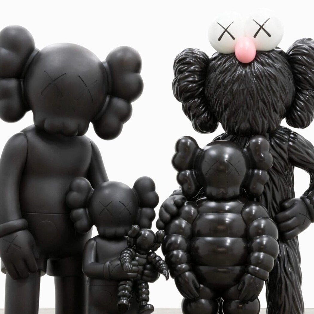 KAWS: FAMILY 1