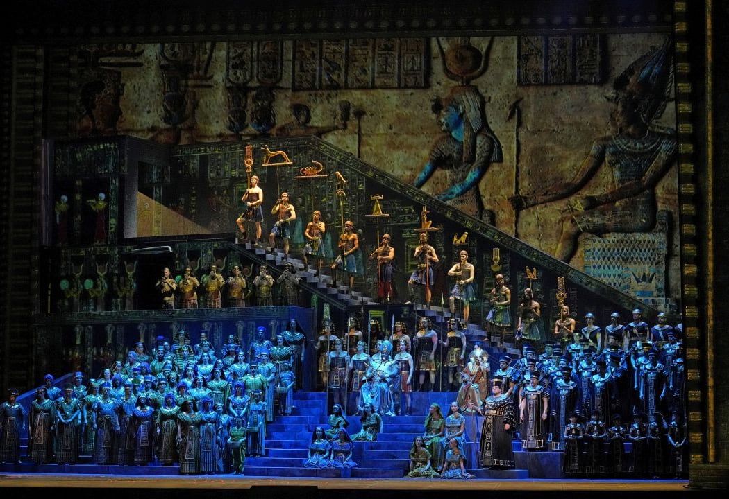 AIDA
