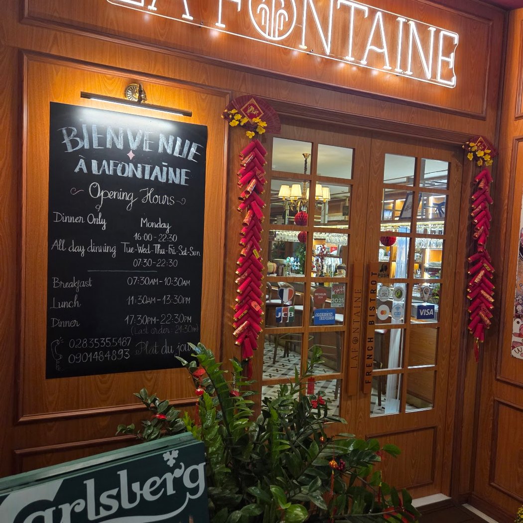 La Fontaine French Bistrot 3