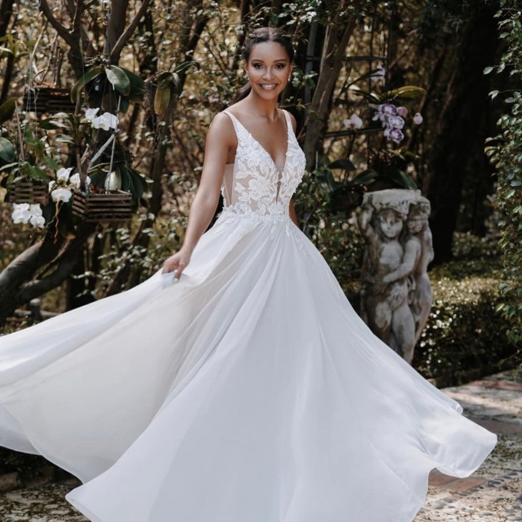 Stella York Trunk Show 1