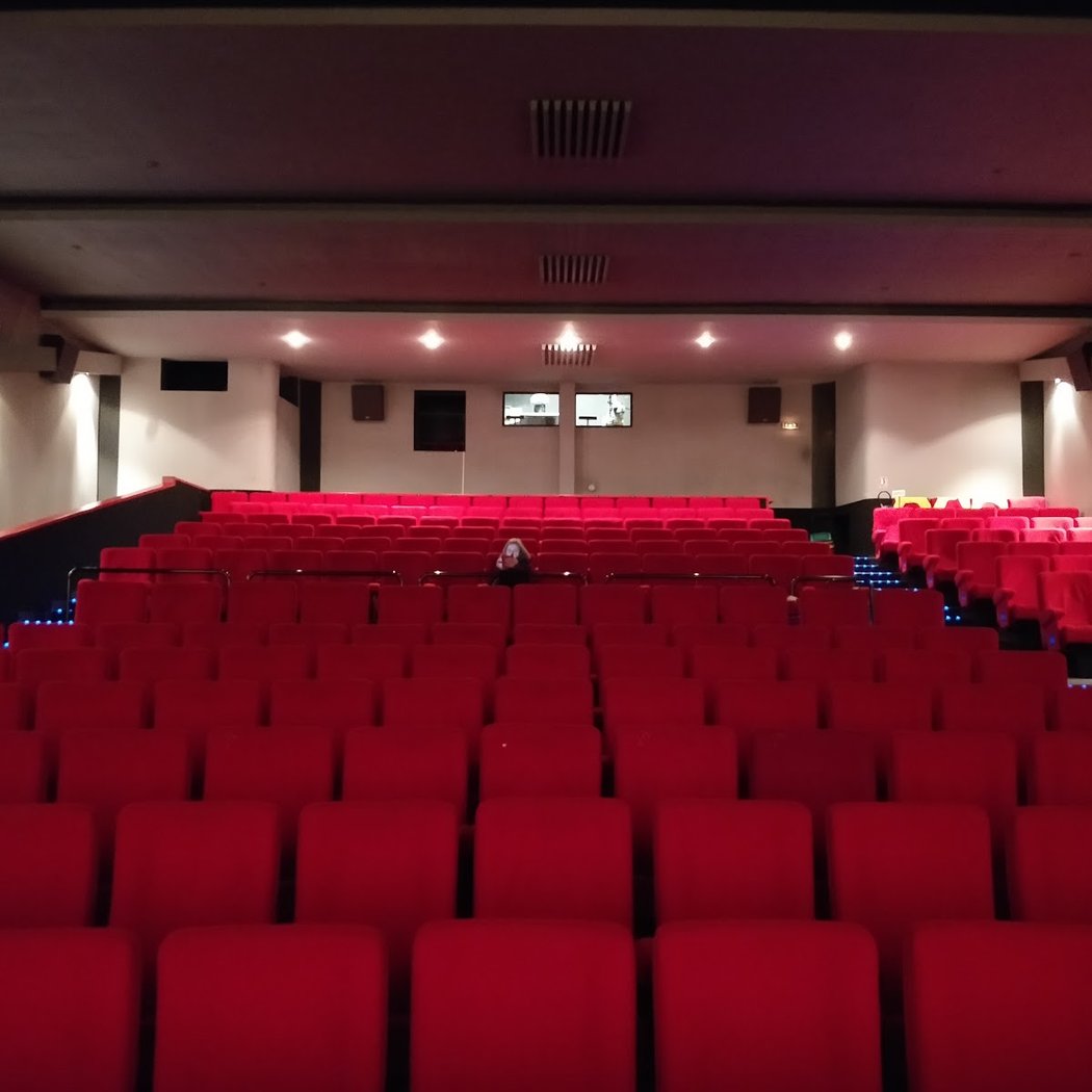 Cinéma "Monsieur Constant" 3