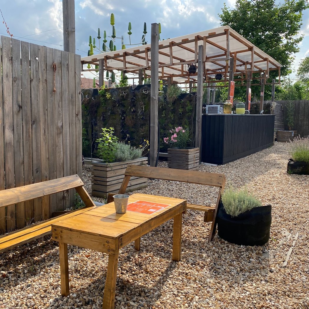 Auber Garden 3