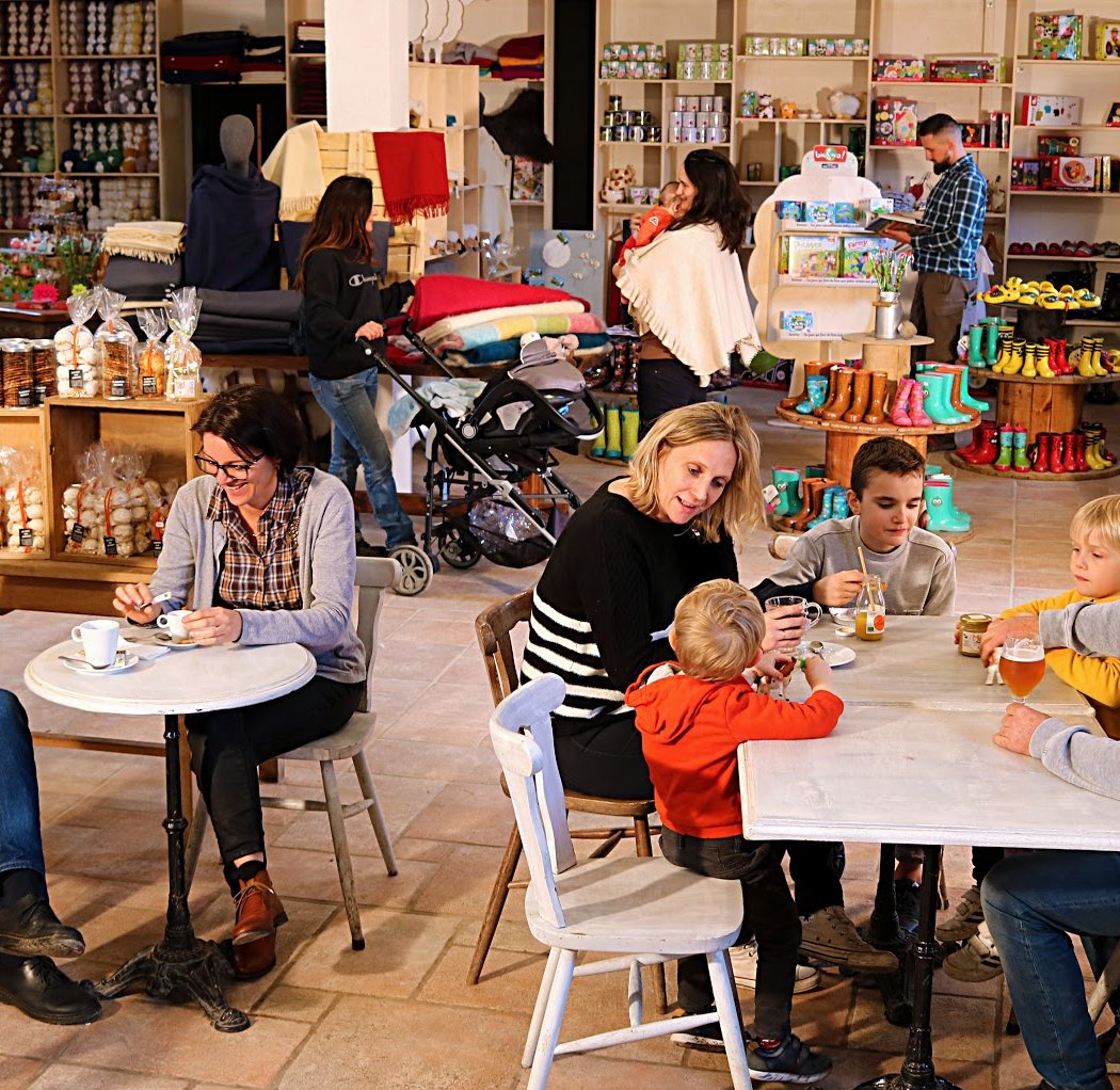 La Boutique de la Bergerie et son Mérinos Café 3
