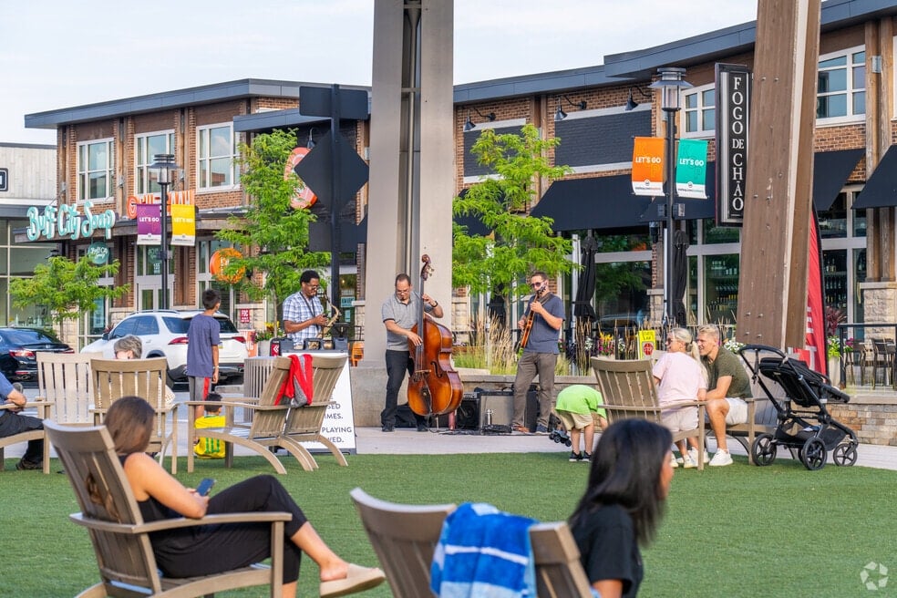 Live Music on the Green 1