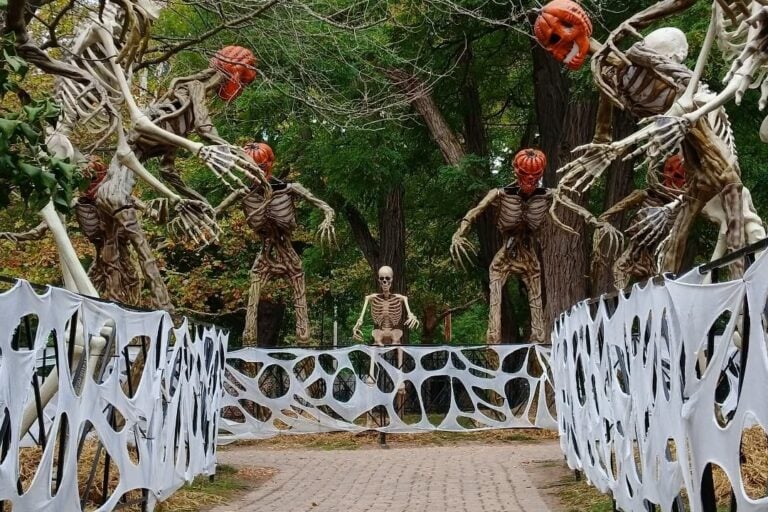 Halloween Stroll 3