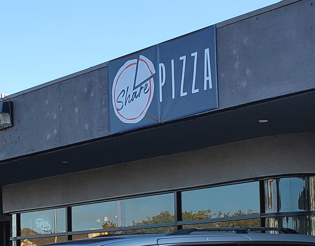Share Pizza 2