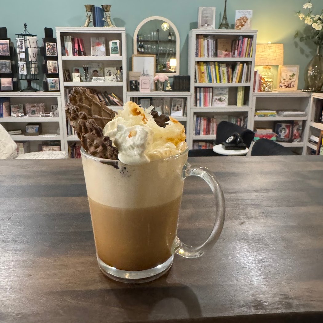 Willow Bookshop & Lounge 1