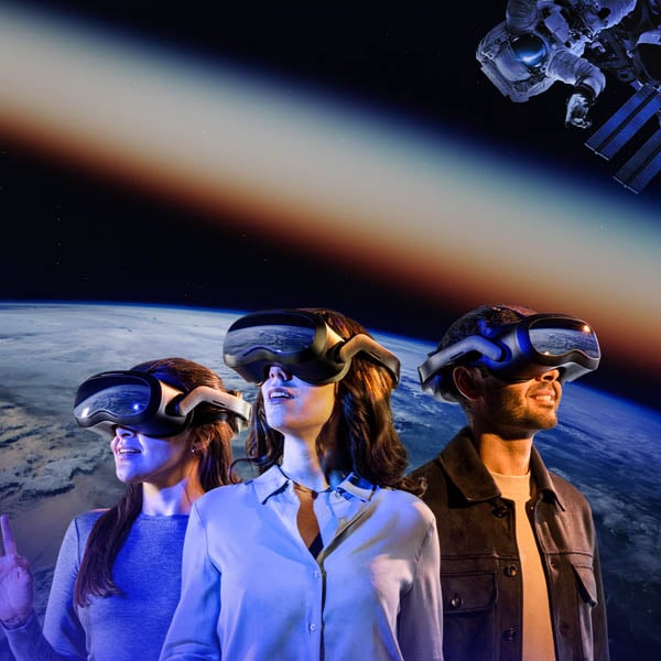 Space Explorers: The ISS Experience