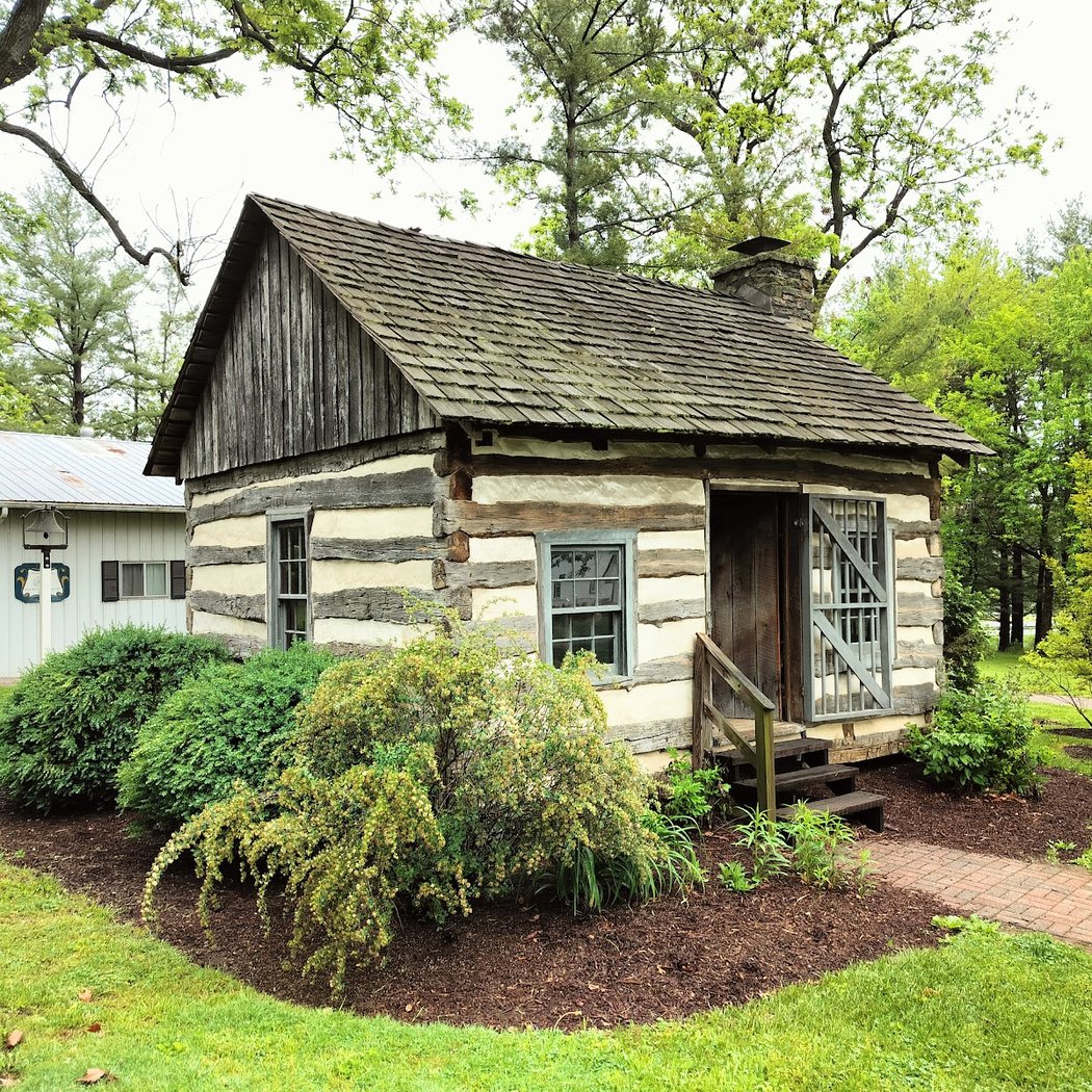 Rose Hill Manor Park & Museums 3