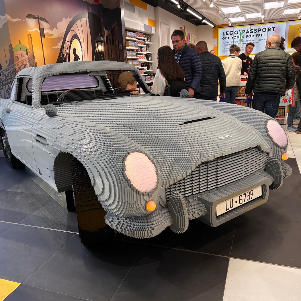 The LEGO® Store Leicester Square 1