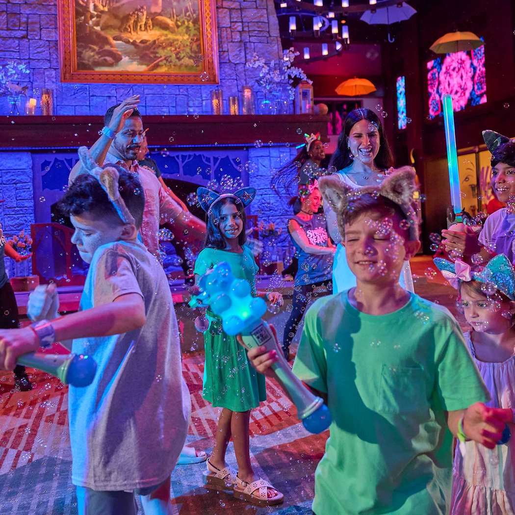 Family Dance Party 1