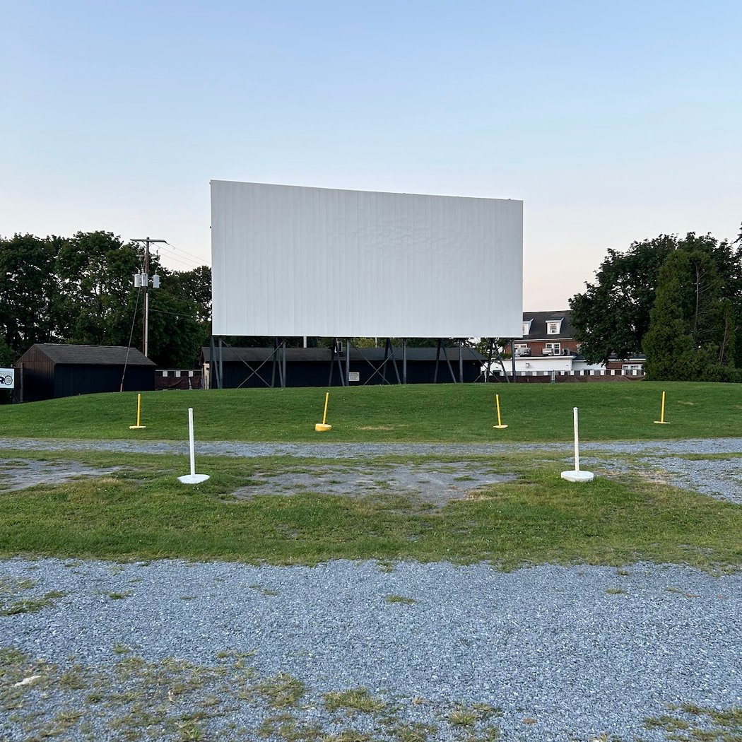 Shankweiler's Drive-In Theatre 3