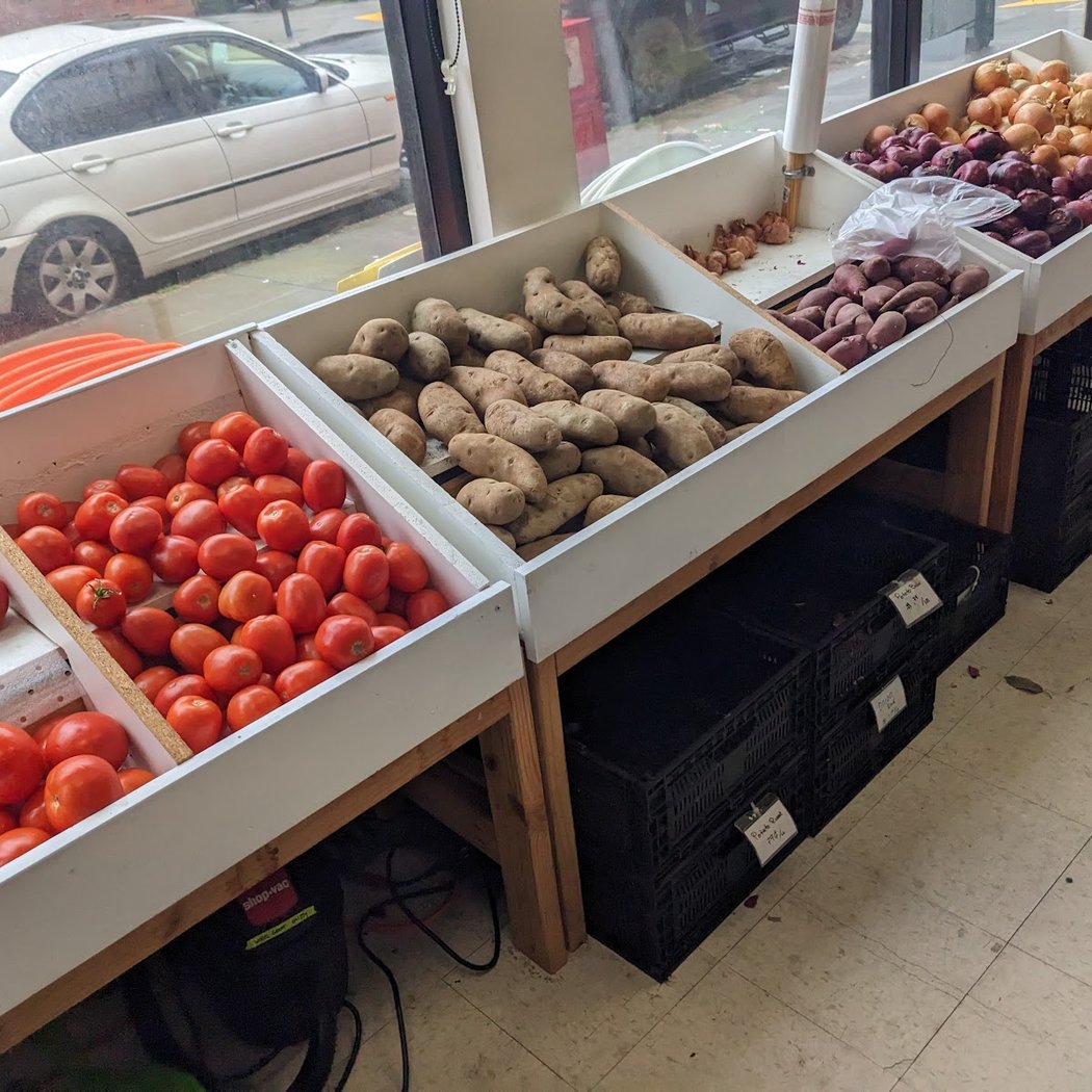 U C Market 1