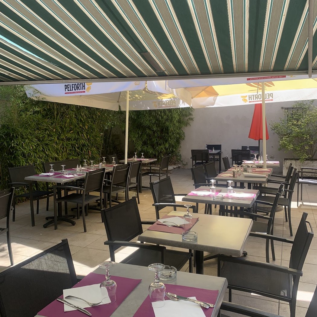 TABAC QUARTIER DES SUISSES 2