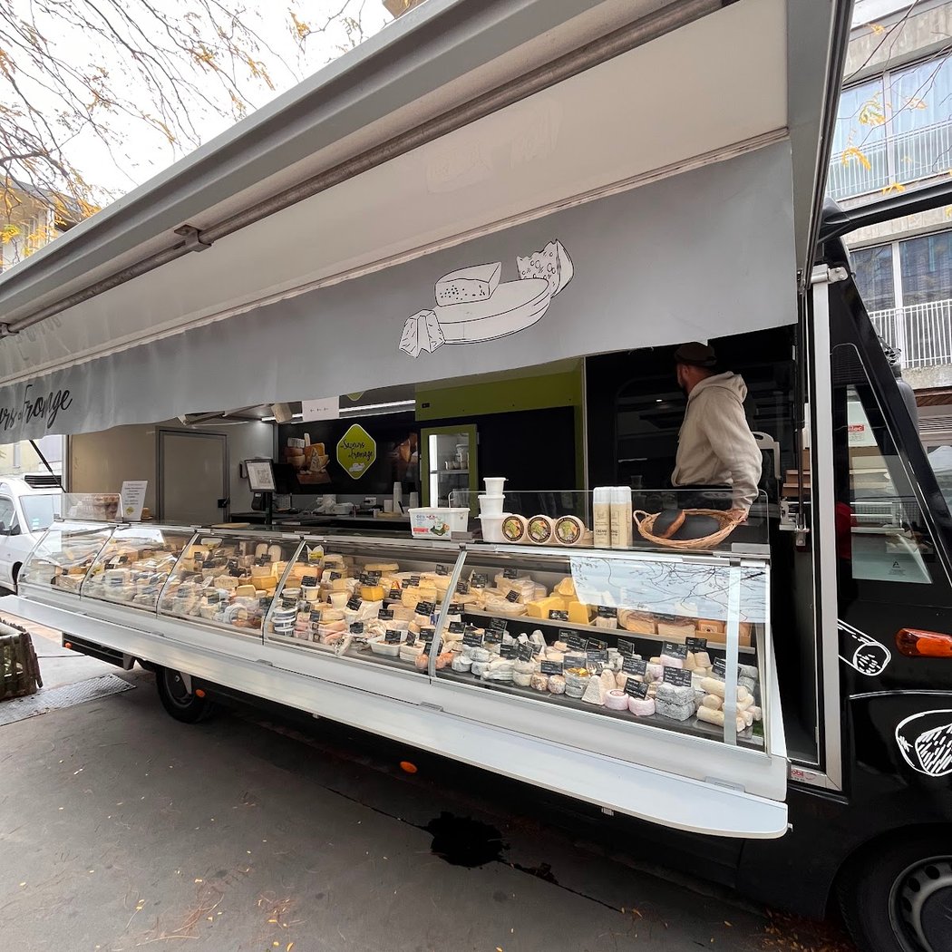 Marché du Champ de Mars 2