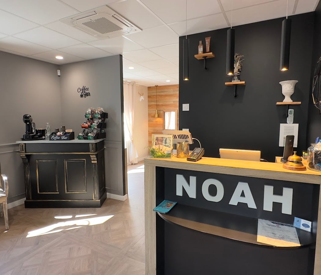 Salon Noah 1