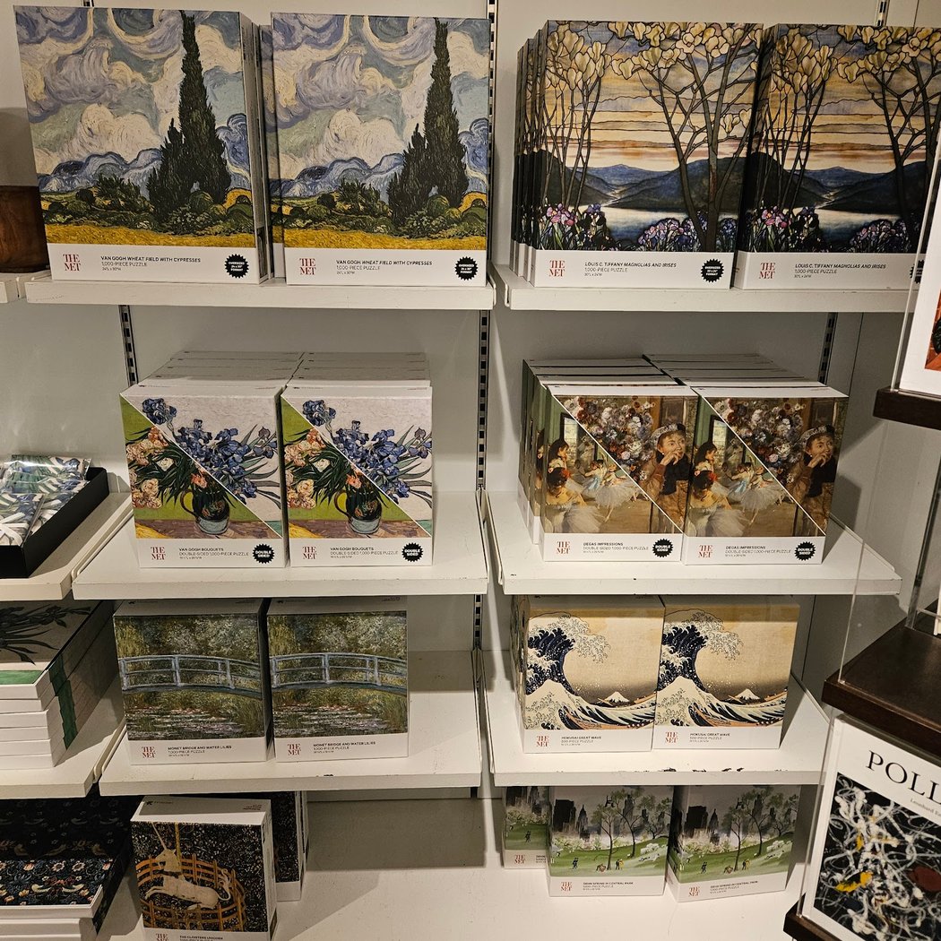 The Met Store 3