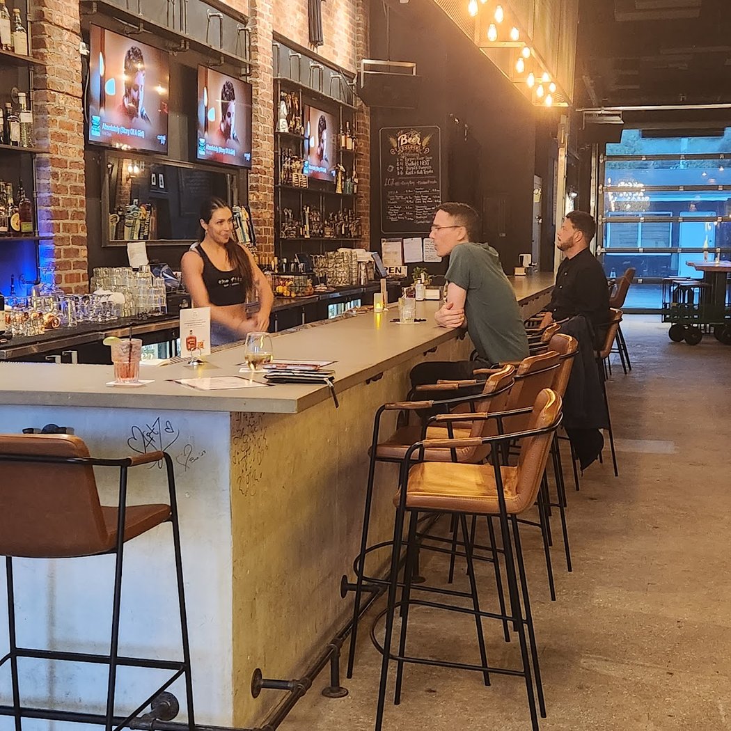 The Fitz Bar & Lounge 3