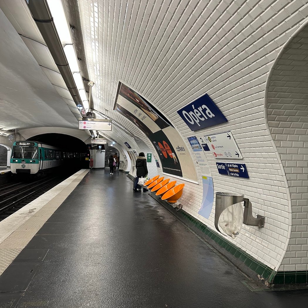 Halloween 2025 dans le métro 1