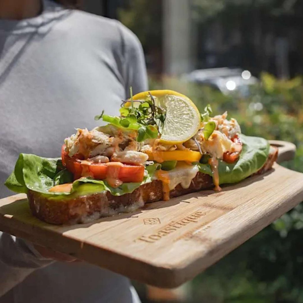 Toastique – Grand Opening 2