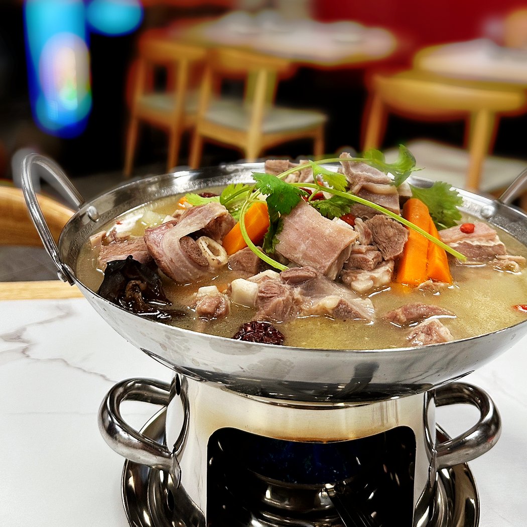 DH Noodles & Grill 敦煌兰州牛肉拉面 3
