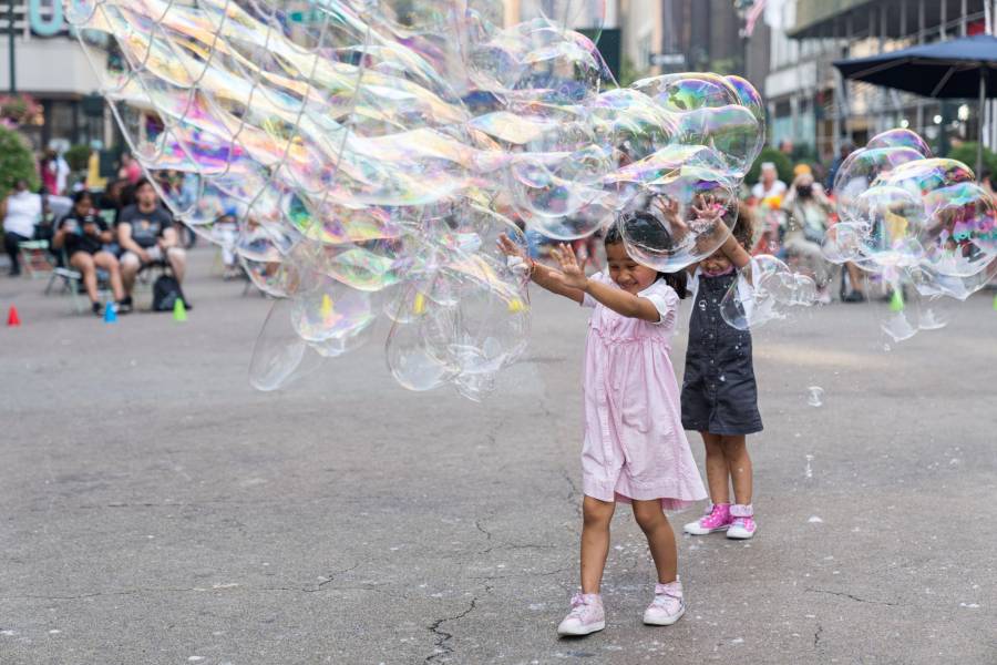 Giant Bubbles