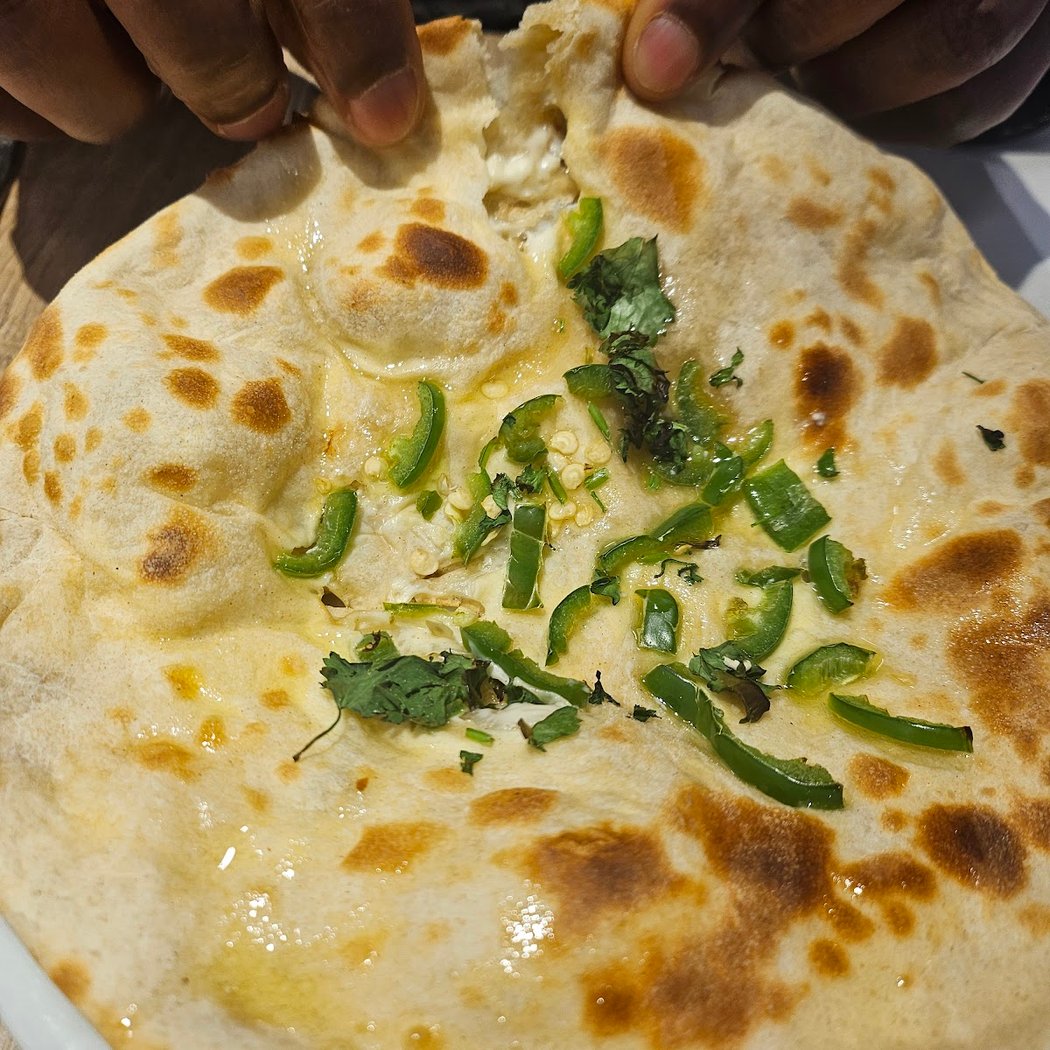 BOLLY INDIAN FOOD 3