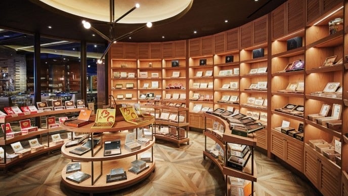 Montecristo Cigar Bar 2