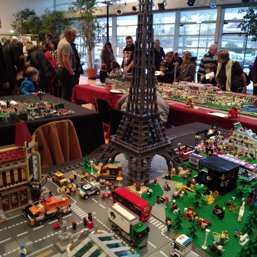 Bourse de collections 1