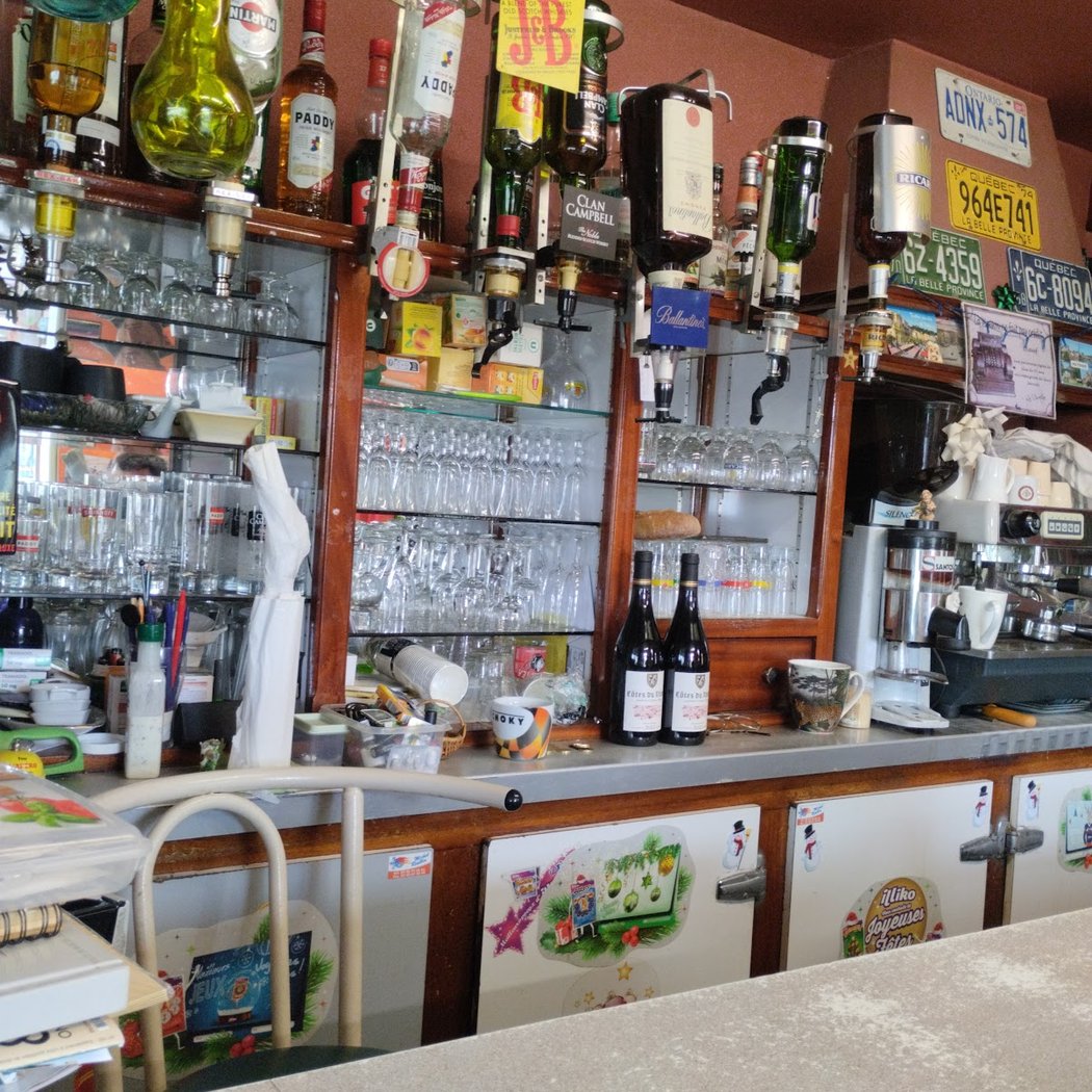 Café de la place 2