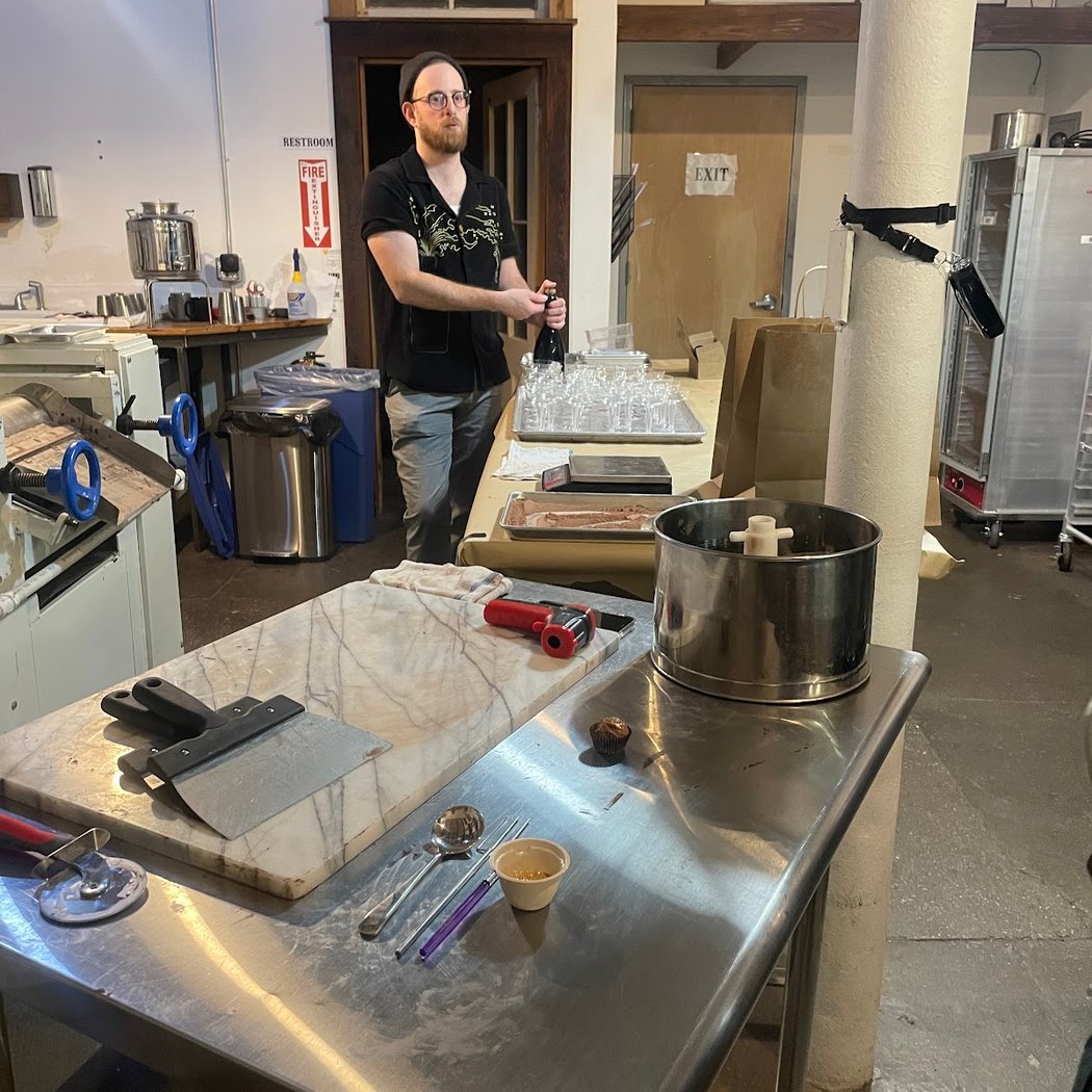 NYE Sips and Hand-Rolled Truffle Making Class 1