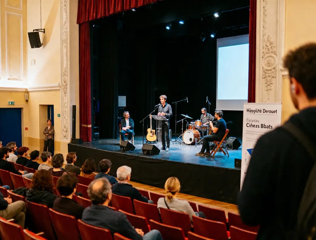 Salle Hippolyte-Derouet 1