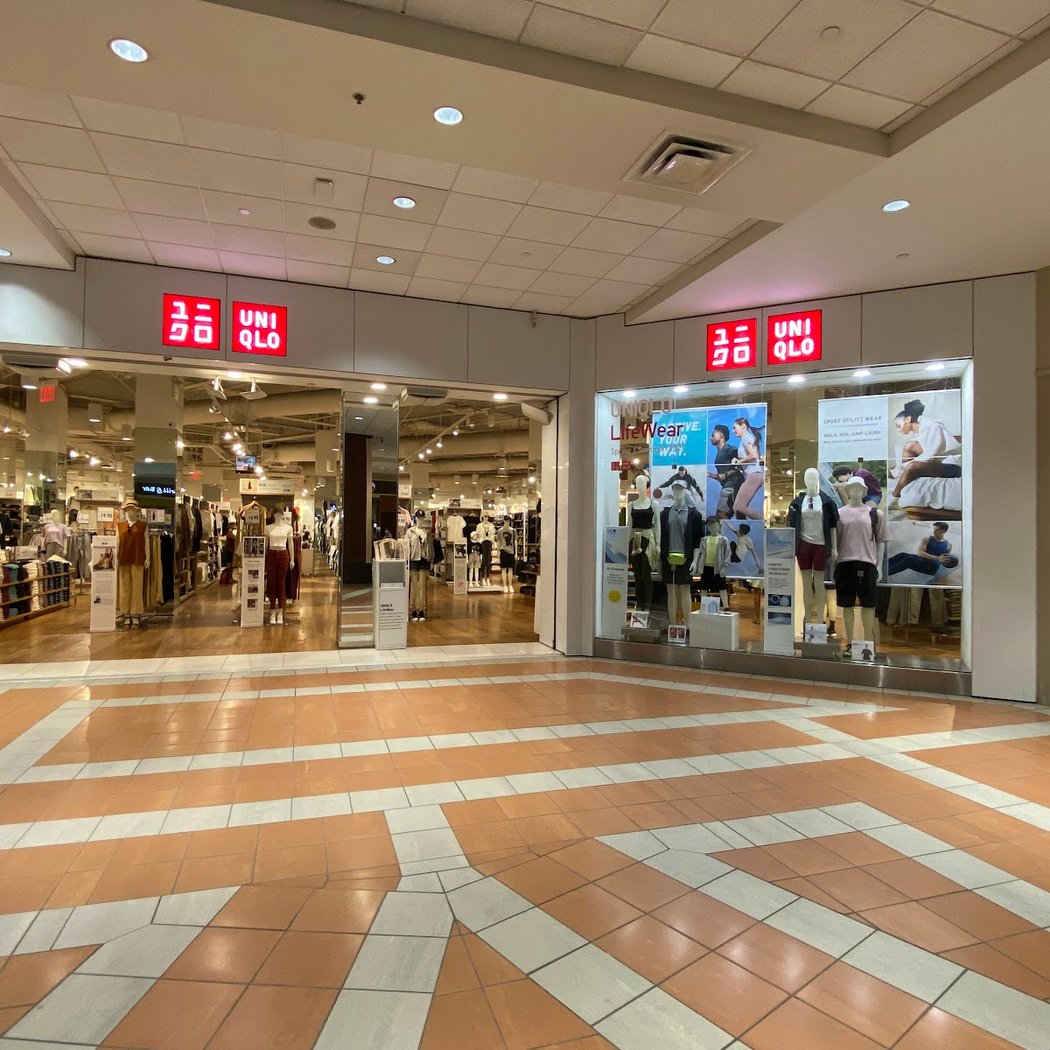 UNIQLO Atlantic Terminal 3