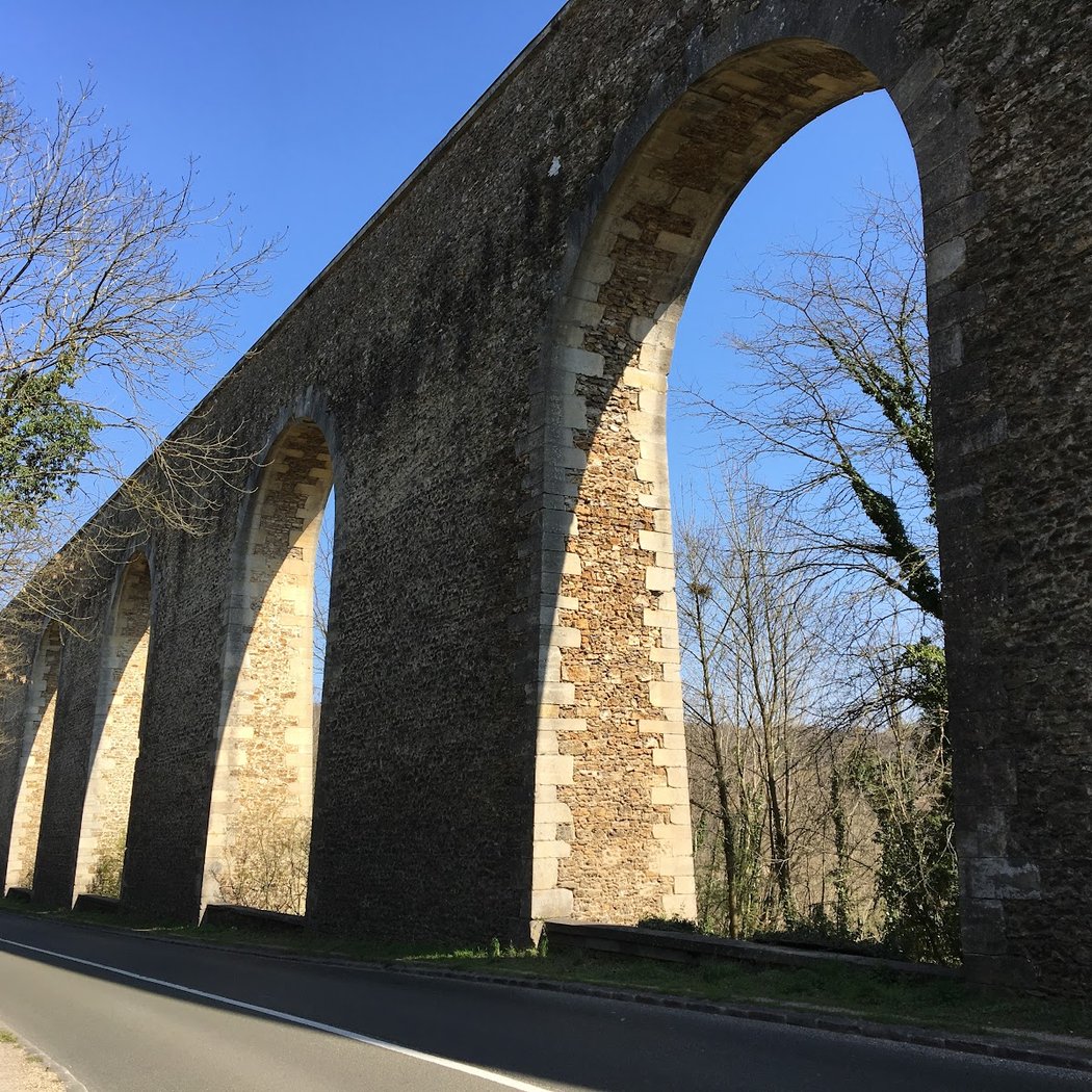 Aqueduc de Buc 1