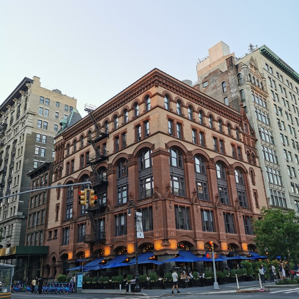 NoHo 2