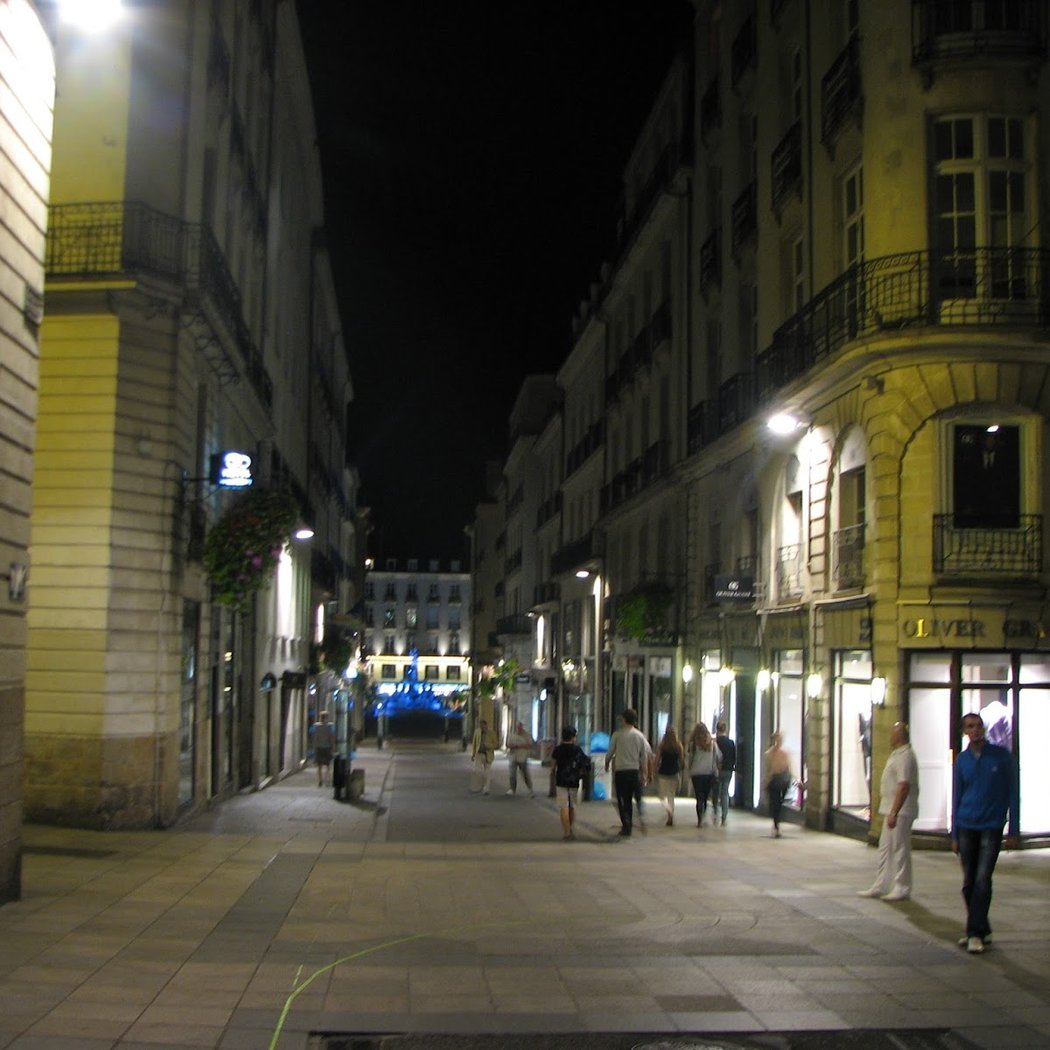 Rue Crébillon 4