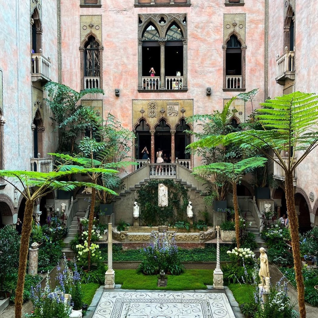 Isabella Stewart Gardner Museum Free First Thursday 1
