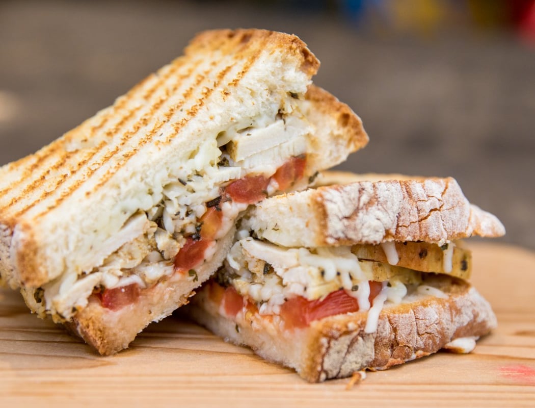 Lombardi's | Gourmet Deli & BBQ 1