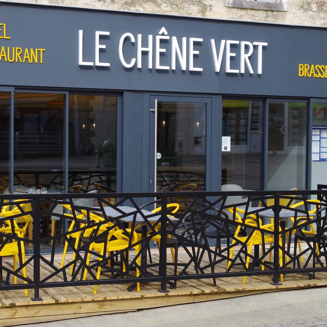 Logis Hôtel le Chêne Vert 2