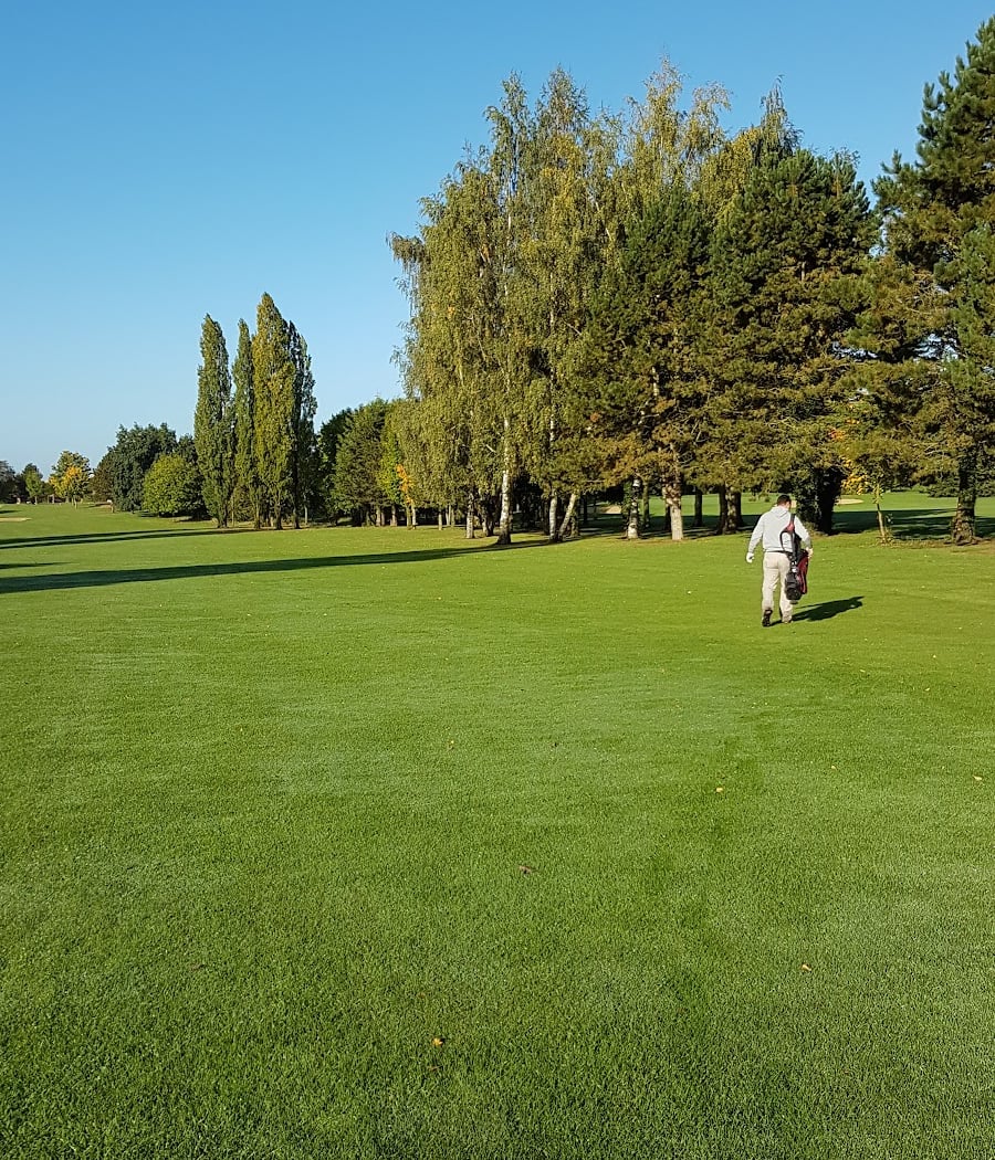 Golf De Saint Quentin Mesnil 3