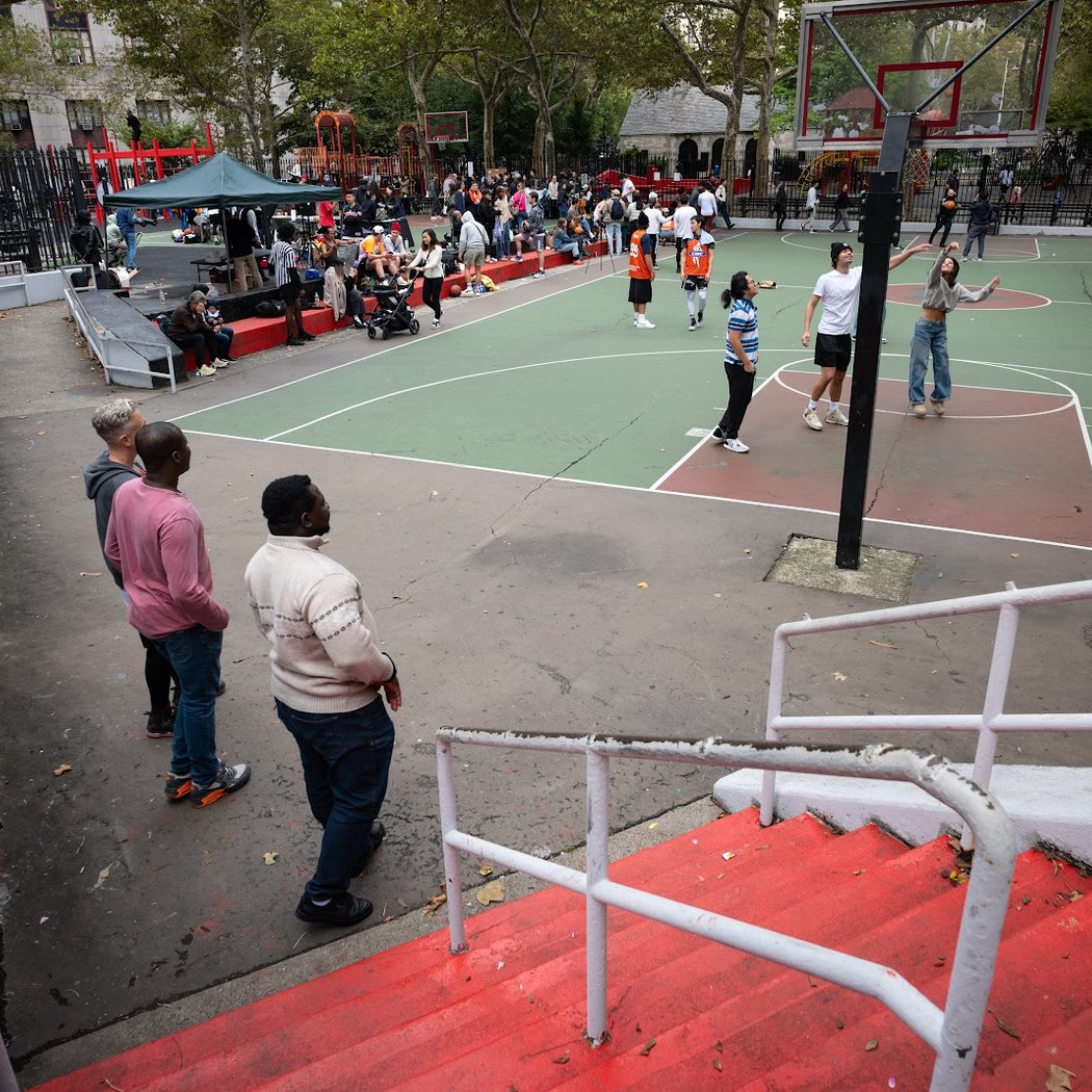 Columbus Park Court 1