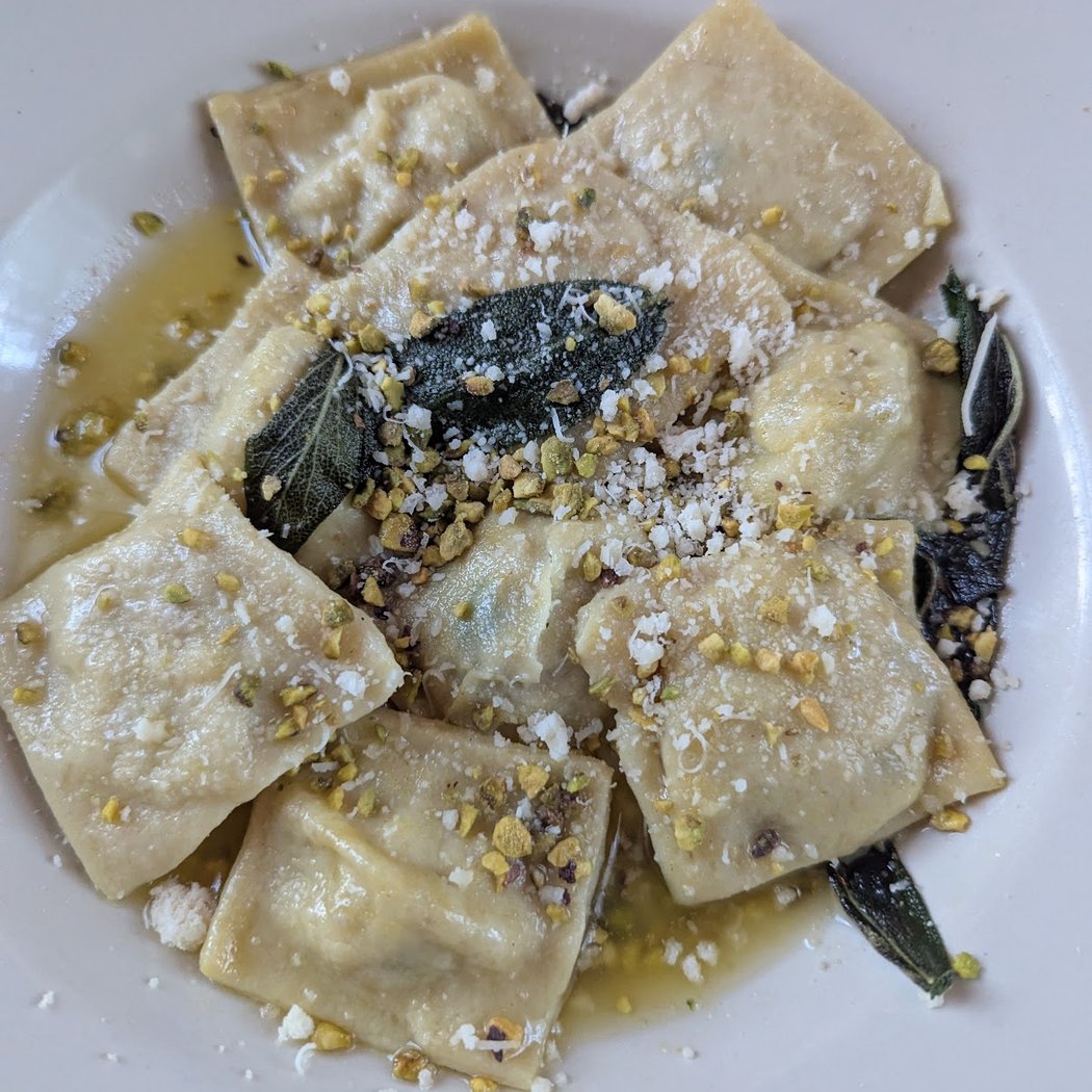 Silvio's Villa Ristorante & Martini Bar 3