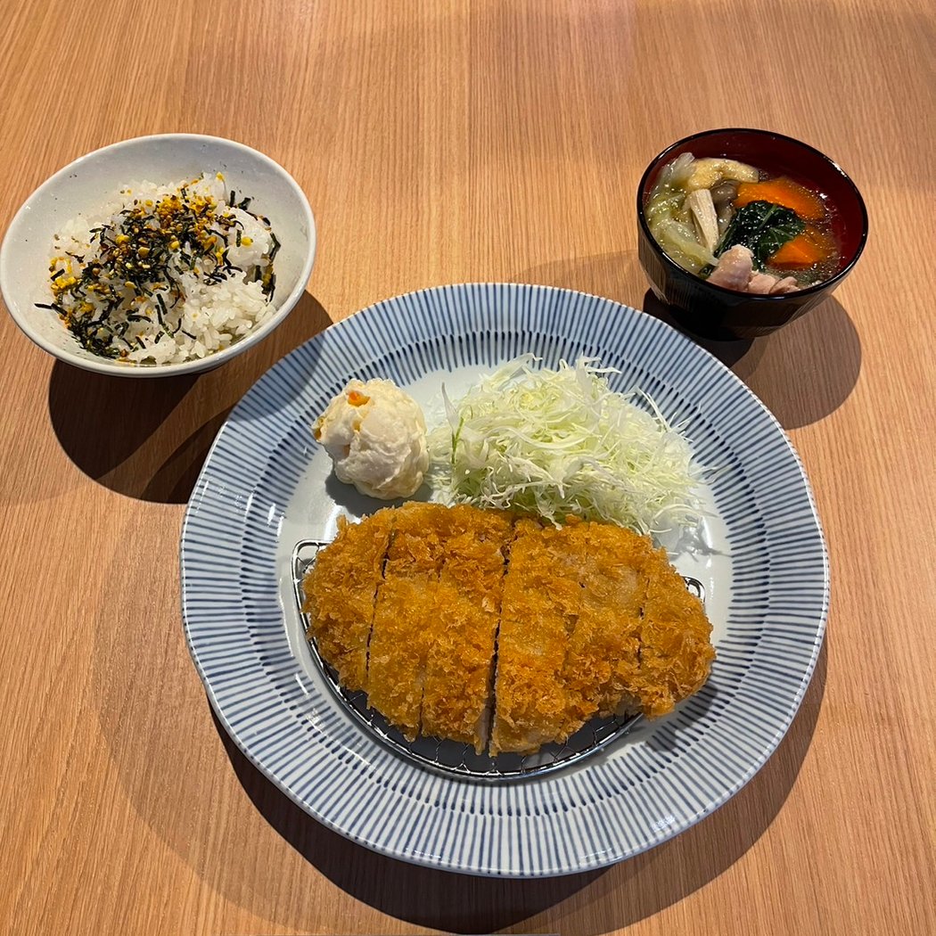 The Sumo Show (Lunch or Dinner) 3