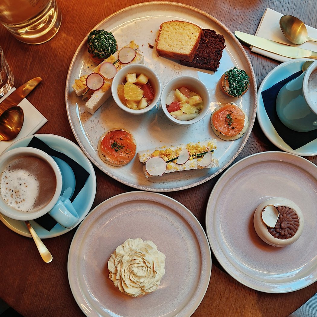 Tea Time 1
