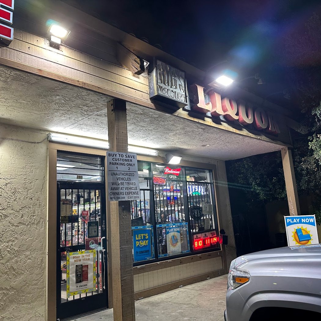 Bob Discount Liquor 3