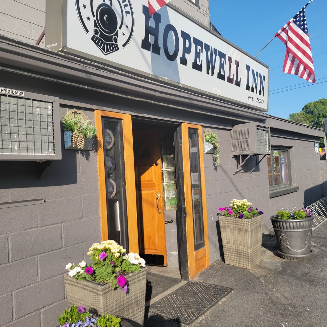 The Hopewell Inn 2