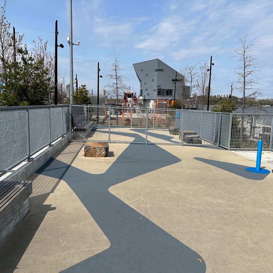 Gansevoort Peninsula Small Dog Park 3