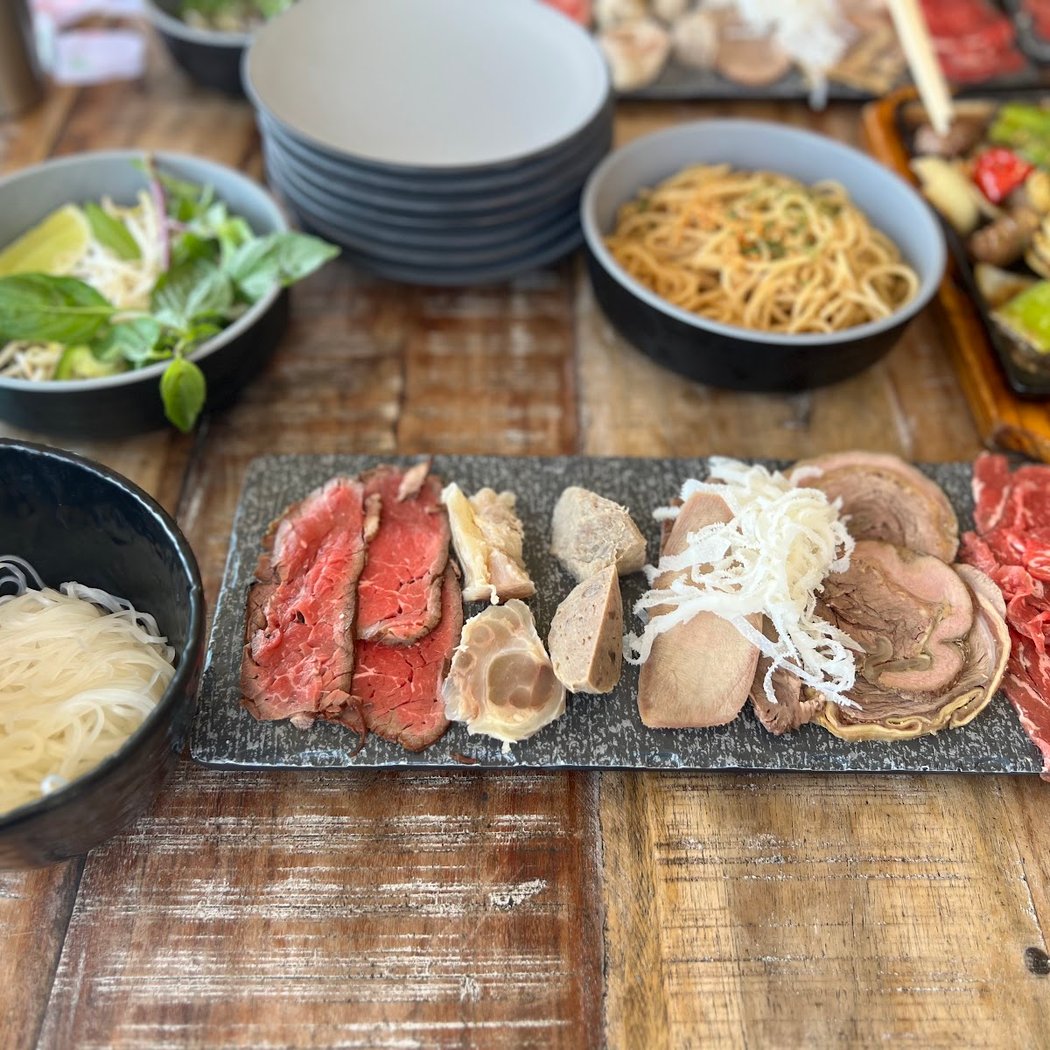 Pho Tick Tock Restaurant 1