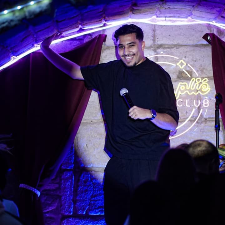 Micro Plié - Comedy Club Paris 1